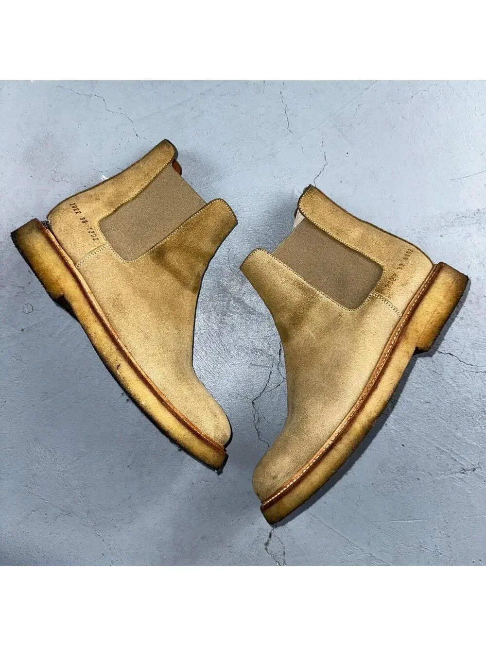 Common Projects Beige Suede Chelsea Workboots Size 39 Mens Tan Authentic